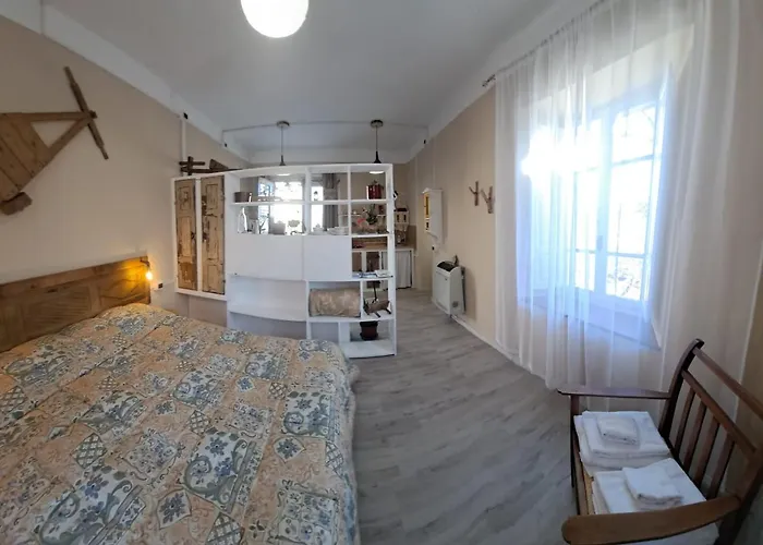 La Corte Dei Cerri, Il Tornio 3*